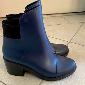 Melissa Ankle Elastic Boots size 10
